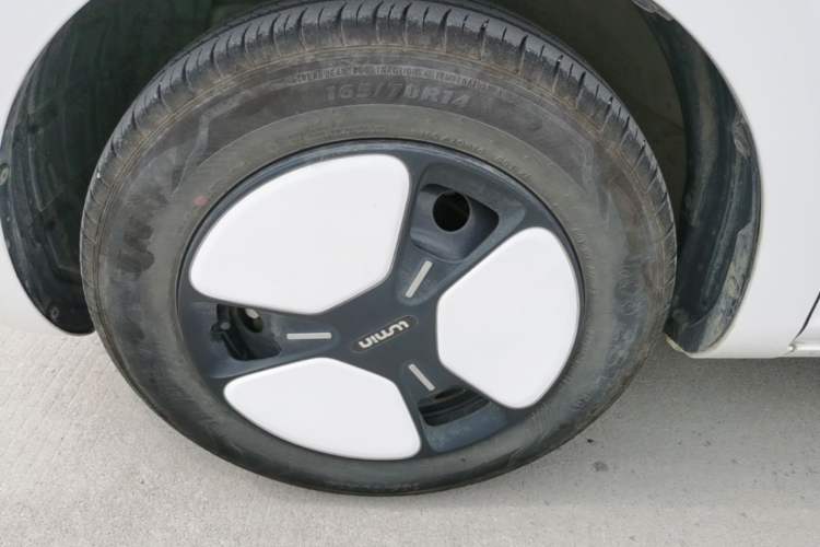 Used CHANGAN NEVO Lumin 2025 205 km Xiangqin Version Left Front Wheel Hub