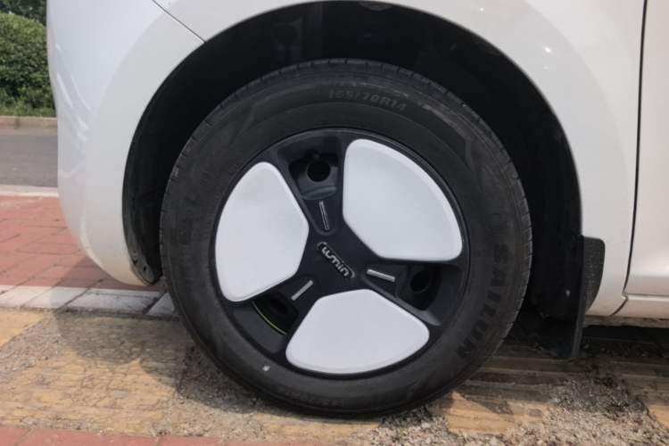 Used CHANGAN NEVO Lumin 2025 205km Refreshing Edition Left Front Wheel Hub