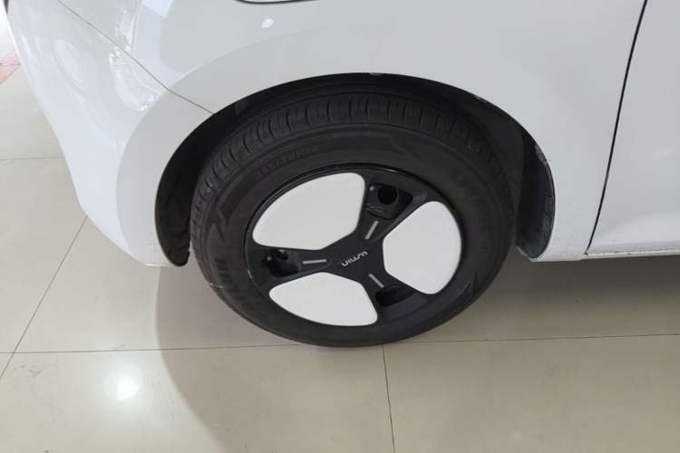 Used CHANGAN NEVO Lumin 2025 205 km Xiangqin Version Left Front Wheel Hub