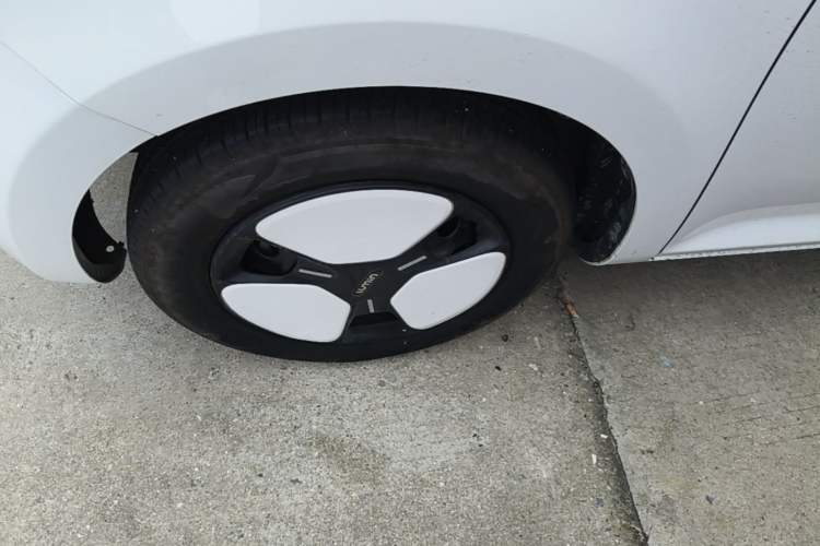 Used CHANGAN NEVO Lumin 2025 205km Refreshing Edition Left Front Wheel Hub