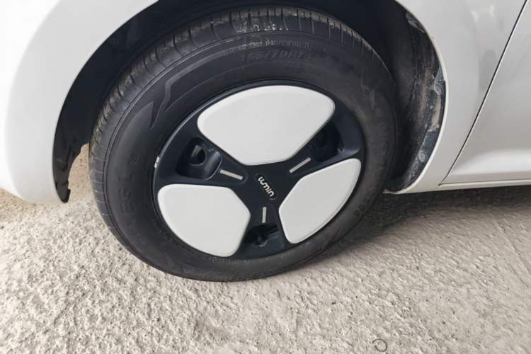 Used CHANGAN NEVO Lumin 2025 205 km Xiangqin Version Left Front Wheel Hub