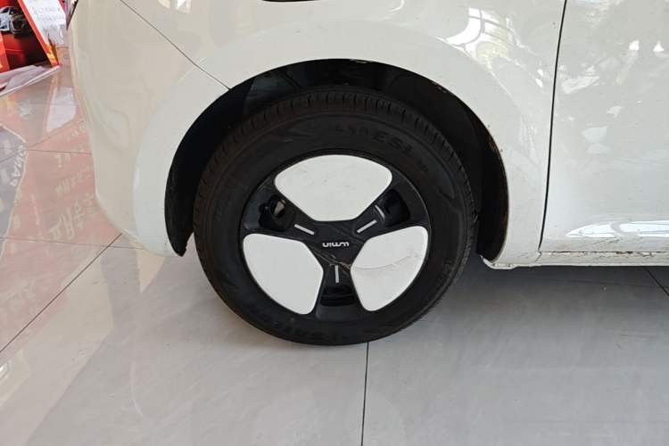 Used CHANGAN NEVO Lumin 2025 205 km Xiangqin Version Left Front Wheel Hub