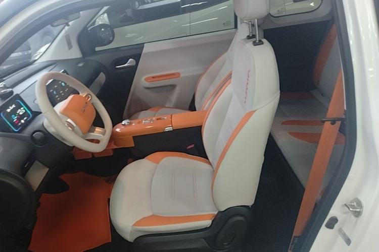 Used CHANGAN NEVO Lumin 2025 301km Honey Dew Edition Left Rear Seat