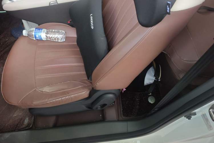 Used CHANGAN NEVO Lumin 2025 205 km Xiangqin Version Left Rear Seat