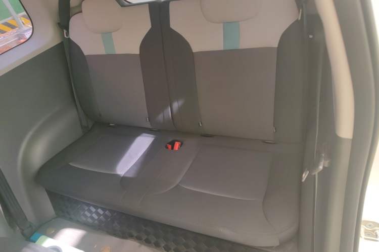 Used CHANGAN NEVO Lumin 2025 205km Refreshing Edition Left Rear Seat