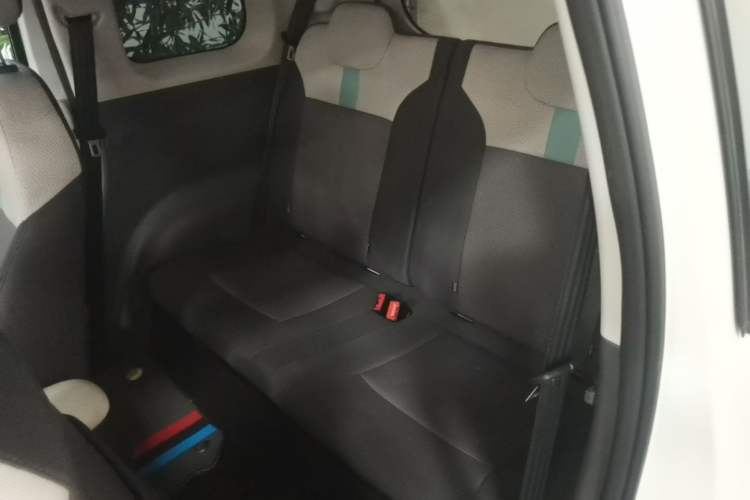 Used CHANGAN NEVO Lumin 2025 205 km Xiangqin Version Left Rear Seat