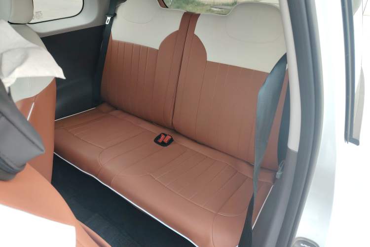 Used CHANGAN NEVO Lumin 2025 205 km Xiangqin Version Left Rear Seat