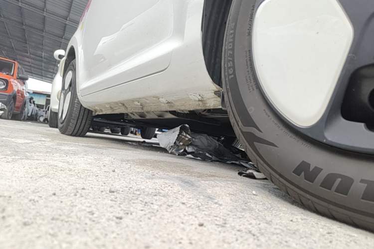 Used CHANGAN NEVO Lumin 2025 301km Honey Dew Edition Left Side Sill