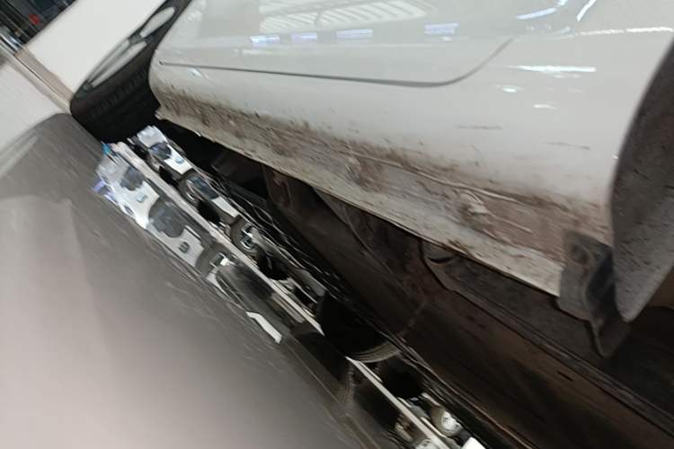 Used CHANGAN NEVO Lumin 2025 205 km Xiangqin Version Left Side Sill