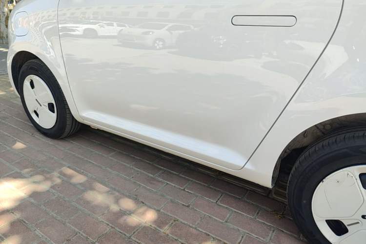 Used CHANGAN NEVO Lumin 2025 205km Refreshing Edition Left Side Sill