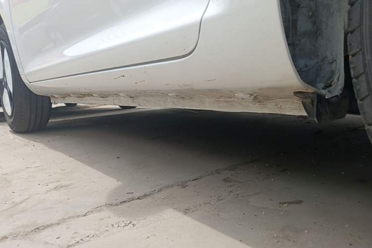 Used CHANGAN NEVO Lumin 2025 205 km Xiangqin Version Left Side Sill