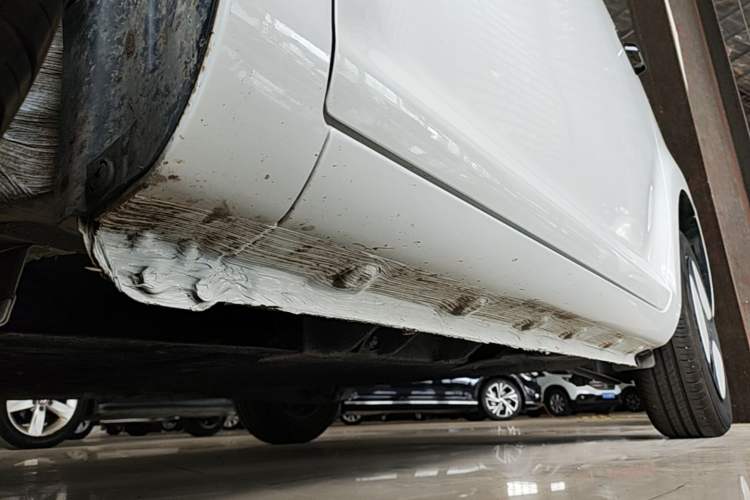 Used CHANGAN NEVO Lumin 2025 205 km Xiangqin Version Left Side Sill