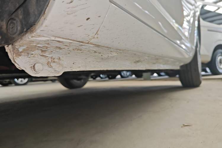 Used CHANGAN NEVO Lumin 2025 205 km Xiangqin Version Left Side Sill