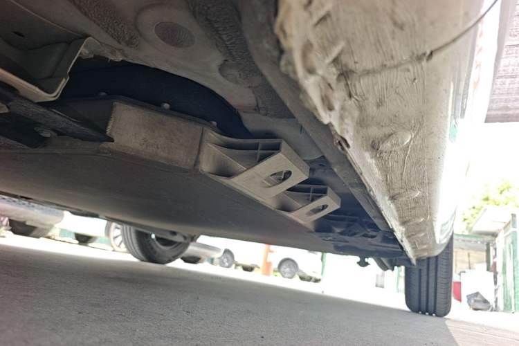 Used CHANGAN NEVO Lumin 2025 301km Honey Dew Edition Left Side Sill