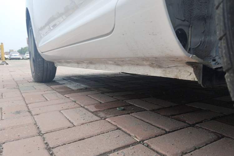Used CHANGAN NEVO Lumin 2025 205 km Xiangqin Version Left Side Sill
