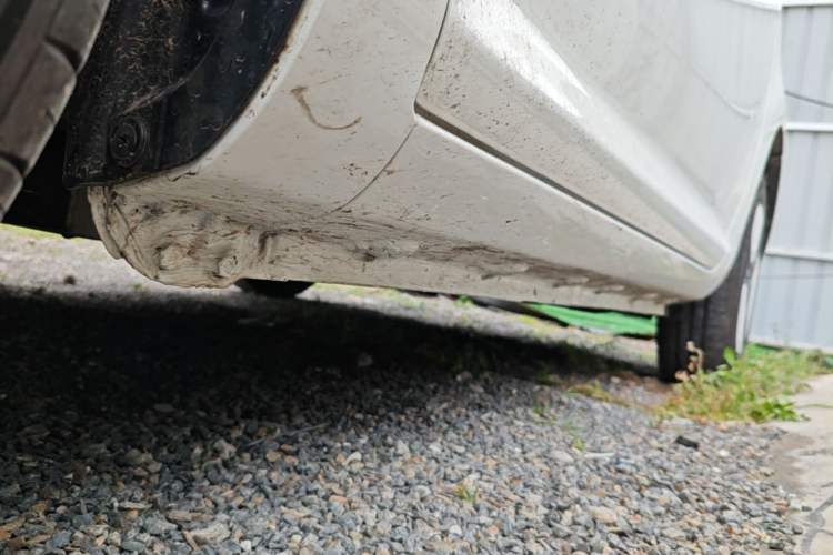 Used CHANGAN NEVO Lumin 2025 301km Honey Dew Edition Left Side Sill