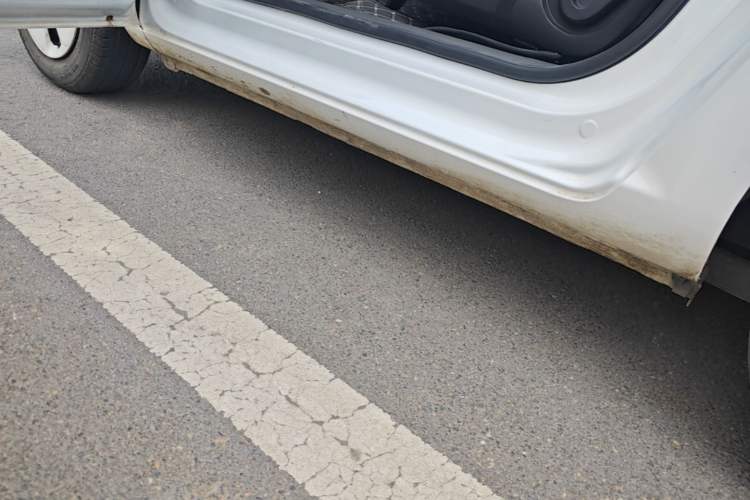Used CHANGAN NEVO Lumin 2025 205km Refreshing Edition Left Side Sill