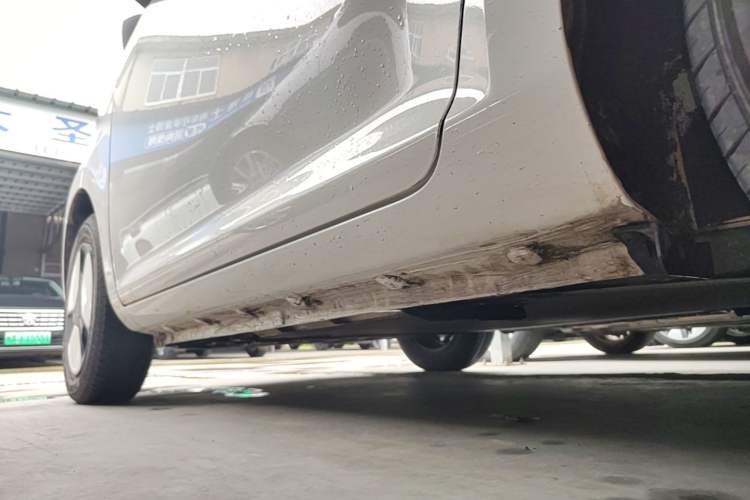 Used CHANGAN NEVO Lumin 2025 301km Honey Dew Edition Left Side Sill