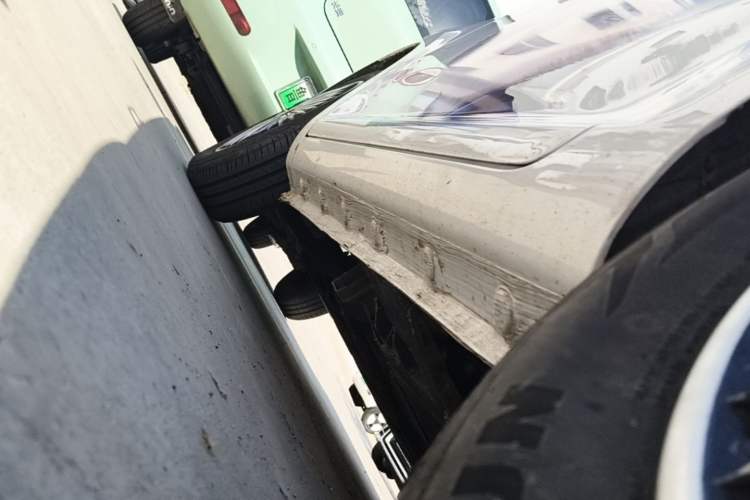 Used CHANGAN NEVO Lumin 2025 205 km Xiangqin Version Left Side Sill