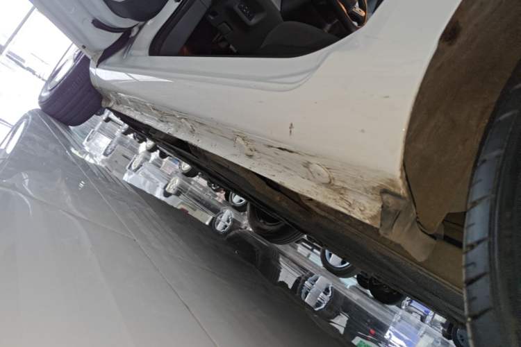 Used CHANGAN NEVO Lumin 2025 205 km Xiangqin Version Left Side Sill