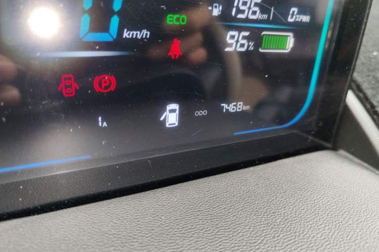 Used CHANGAN NEVO Lumin 2025 205km Refreshing Edition Odometer Close Up