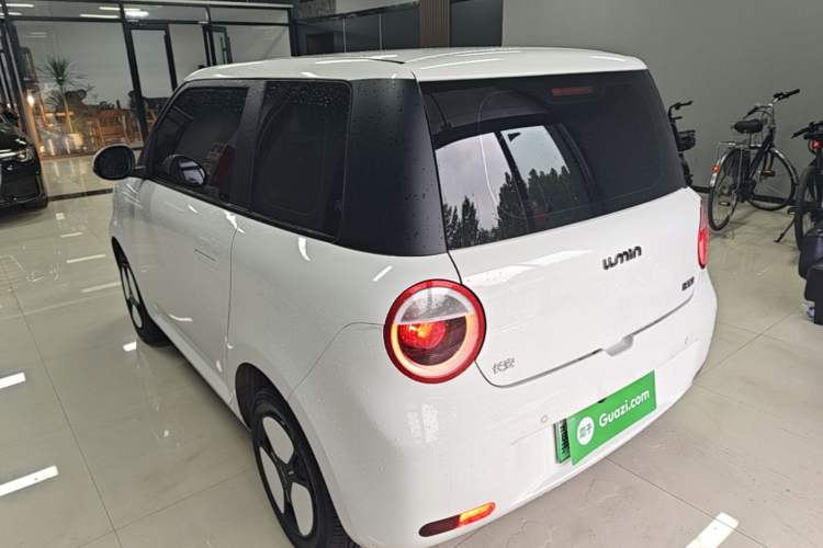Used CHANGAN NEVO Lumin 2025 205 km Xiangqin Version Rear Left 45 Deg