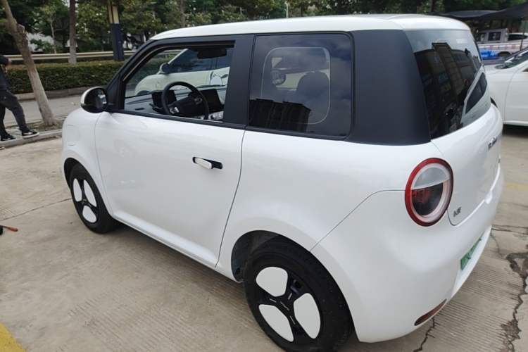 Used CHANGAN NEVO Lumin 2025 205 km Xiangqin Version Rear Left 45 Deg
