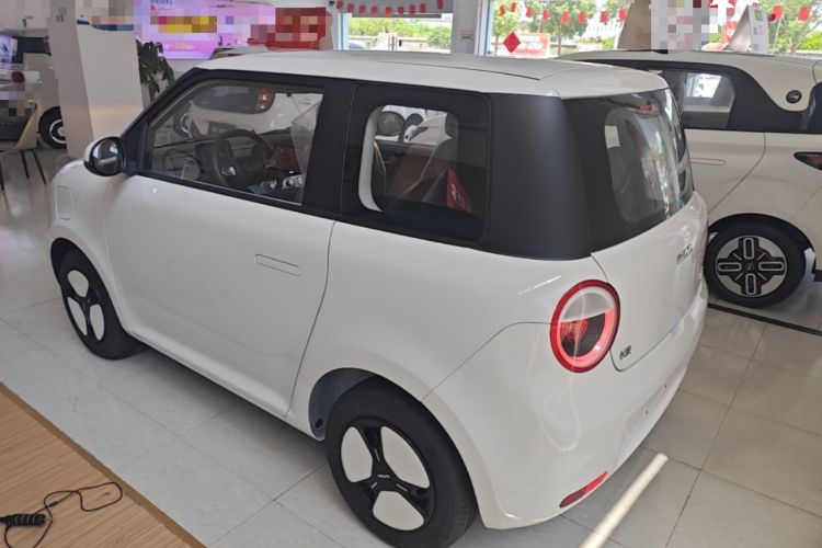 Used CHANGAN NEVO Lumin 2025 205 km Xiangqin Version Rear Left 45 Deg