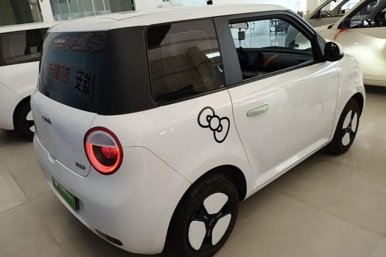 Used CHANGAN NEVO Lumin 2025 301km Honey Dew Edition Rear Right 45 Deg