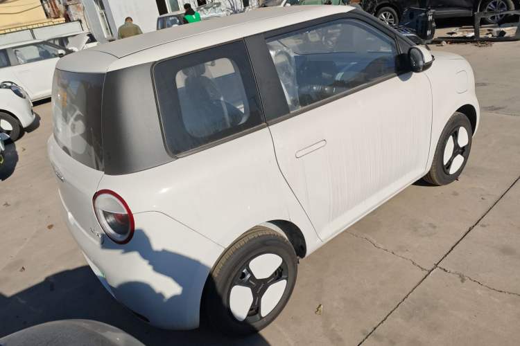 Used CHANGAN NEVO Lumin 2025 205 km Xiangqin Version Rear Right 45 Deg