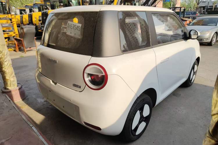 Used CHANGAN NEVO Lumin 2025 205 km Xiangqin Version Rear Right 45 Deg