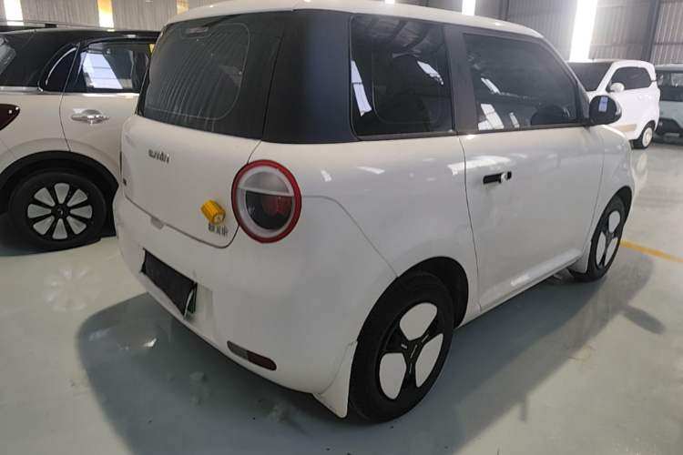 Used CHANGAN NEVO Lumin 2025 205 km Xiangqin Version Rear Right 45 Deg