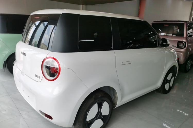 Used CHANGAN NEVO Lumin 2025 205 km Xiangqin Version Rear Right 45 Deg