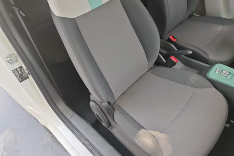 Used CHANGAN NEVO Lumin 2025 205km Refreshing Edition Right Front Seat
