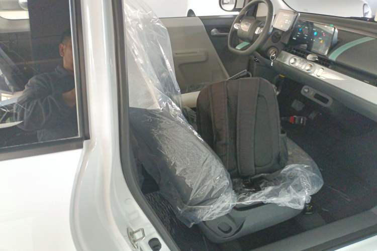 Used CHANGAN NEVO Lumin 2025 205 km Xiangqin Version Right Front Seat