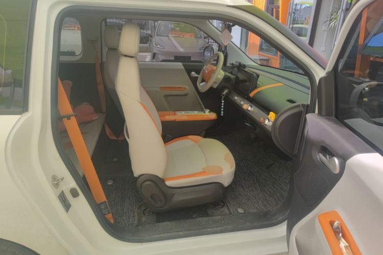 Used CHANGAN NEVO Lumin 2025 301km Honey Dew Edition Right Front Seat