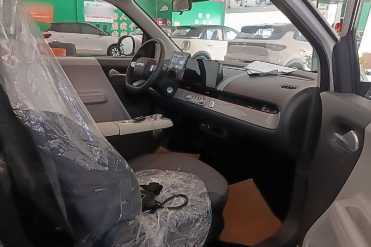 Used CHANGAN NEVO Lumin 2025 205 km Xiangqin Version Right Front Seat