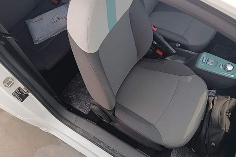 Used CHANGAN NEVO Lumin 2025 205km Refreshing Edition Right Front Seat