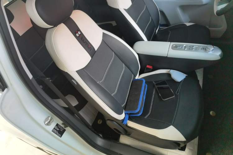 Used CHANGAN NEVO Lumin 2025 205 km Xiangqin Version Right Front Seat