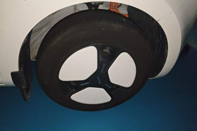 Used CHANGAN NEVO Lumin 2025 301km Honey Dew Edition Right Front Wheel Hub