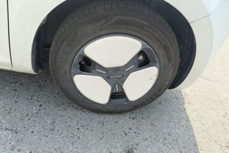 Used CHANGAN NEVO Lumin 2025 205 km Xiangqin Version Right Front Wheel Hub