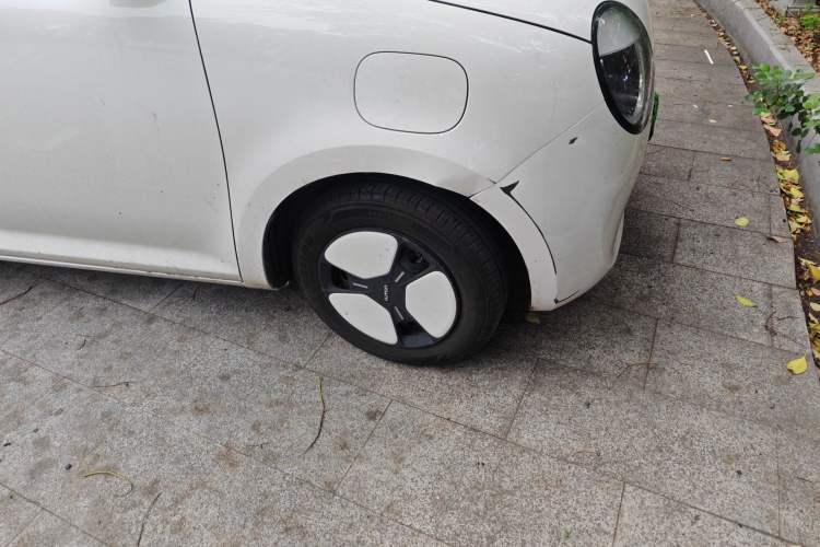 Used CHANGAN NEVO Lumin 2025 301km Honey Dew Edition Right Front Wheel Hub