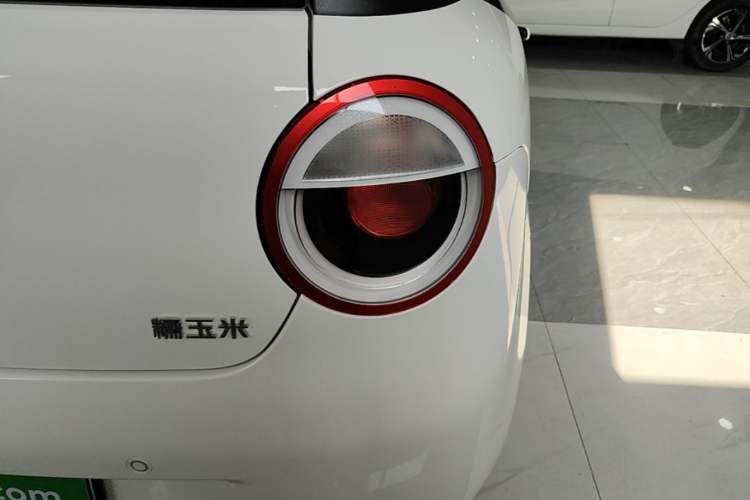Used CHANGAN NEVO Lumin 2025 301km Honey Dew Edition Right Rear Taillight