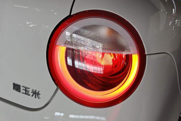 Used CHANGAN NEVO Lumin 2025 205 km Xiangqin Version Right Rear Taillight