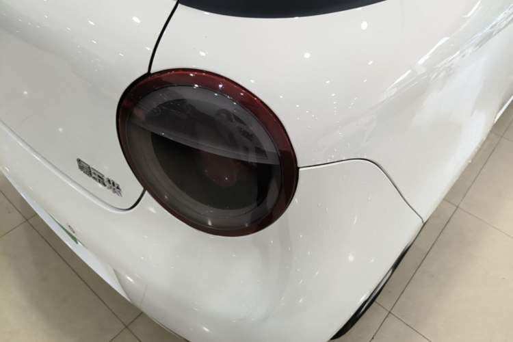 Used CHANGAN NEVO Lumin 2025 205 km Xiangqin Version Right Rear Taillight