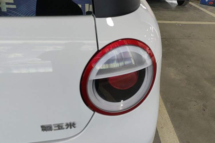 Used CHANGAN NEVO Lumin 2025 205 km Xiangqin Version Right Rear Taillight