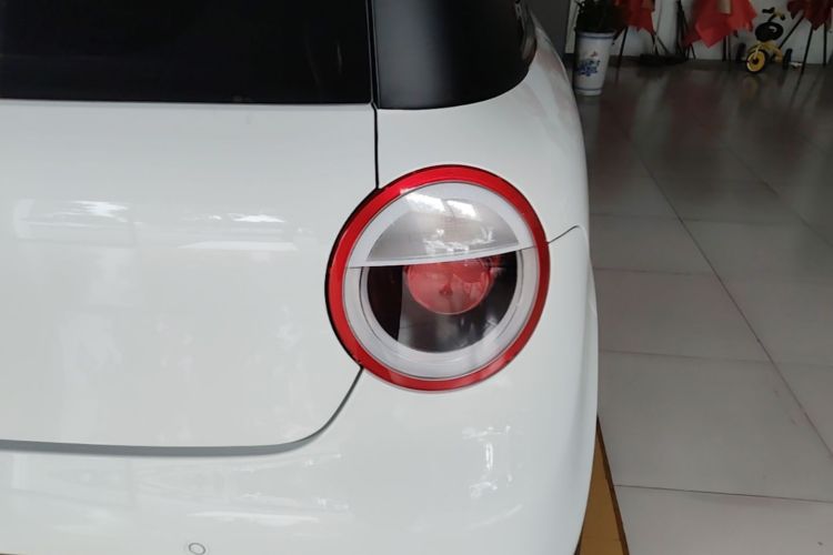Used CHANGAN NEVO Lumin 2025 210 km Fragrant Edition Right Rear Taillight