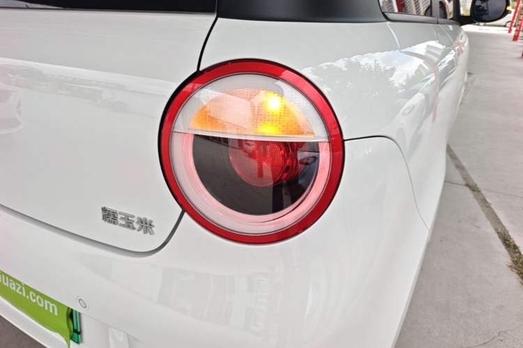 Used CHANGAN NEVO Lumin 2025 301km Honey Dew Edition Right Rear Taillight