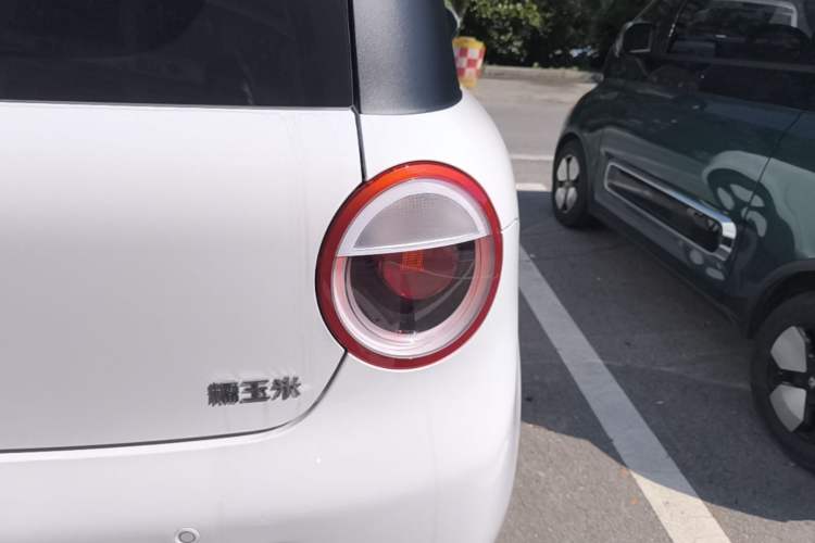 Used CHANGAN NEVO Lumin 2025 205 km Xiangqin Version Right Rear Taillight