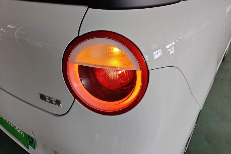 Used CHANGAN NEVO Lumin 2025 205 km Xiangqin Version Right Rear Taillight